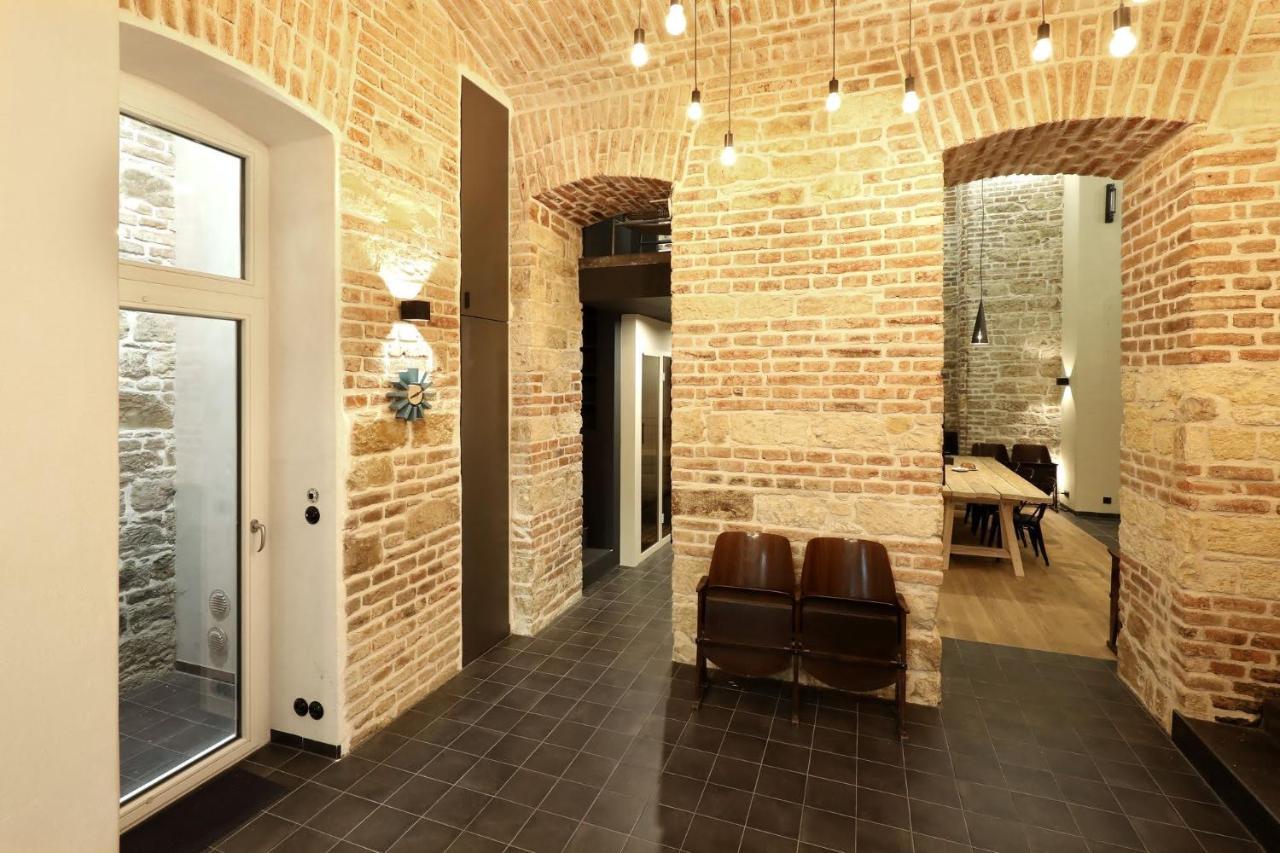 American Loft In The Heart Of Прага Экстерьер фото